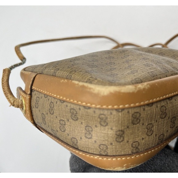 GUCCI Vintage Micro GG Tan Brown Canvas Shoulder Bag‎ PVC Leather Crossbody